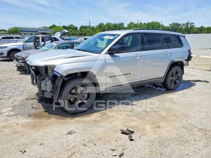 2023 Jeep CHEROKEE фото