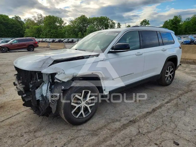 2023 Jeep CHEROKEE photo