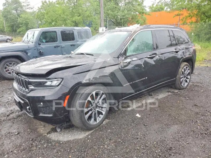 2023 Jeep CHEROKEE photo