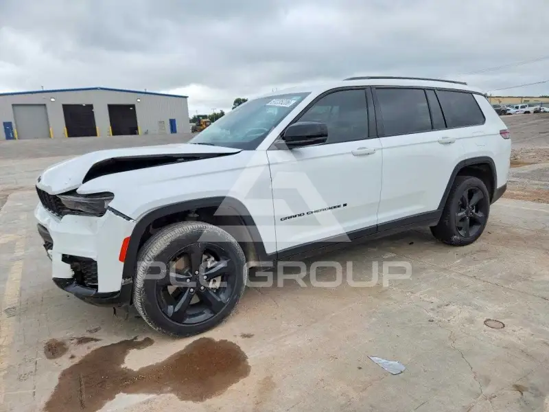 2023 Jeep CHEROKEE photo