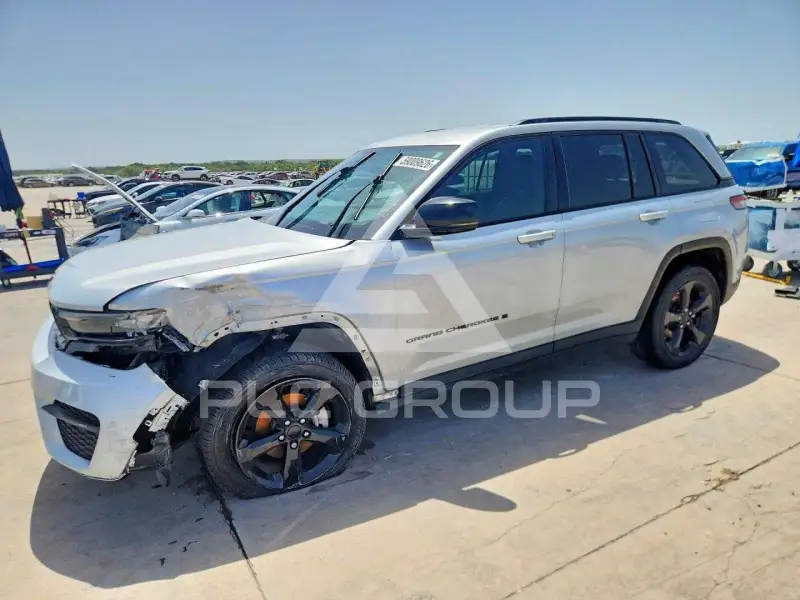 2023 Jeep CHEROKEE фото