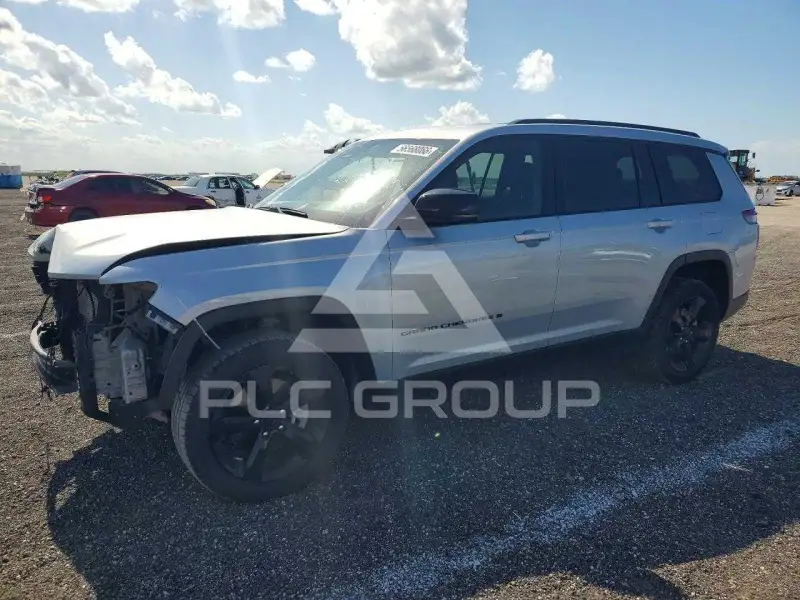 2023 Jeep CHEROKEE photo