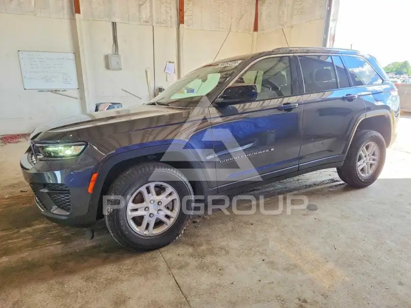 2023 Jeep CHEROKEE фото