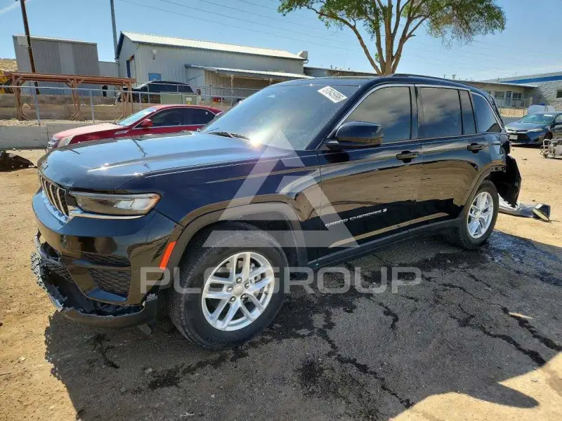 2023 Jeep CHEROKEE photo