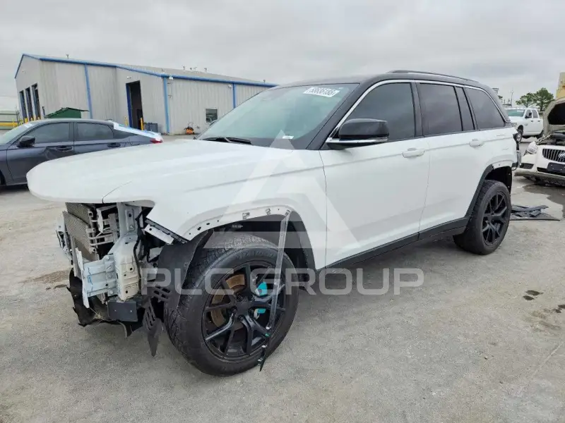 2023 Jeep CHEROKEE фото