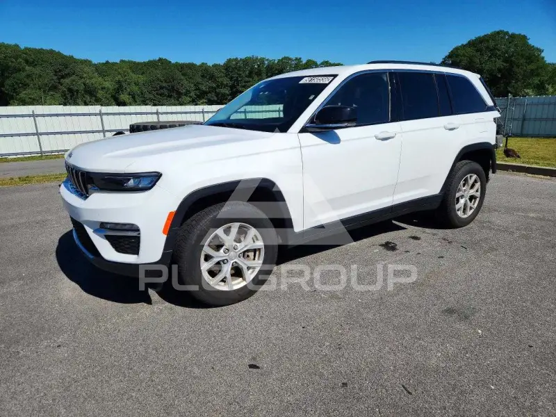 2023 Jeep CHEROKEE photo