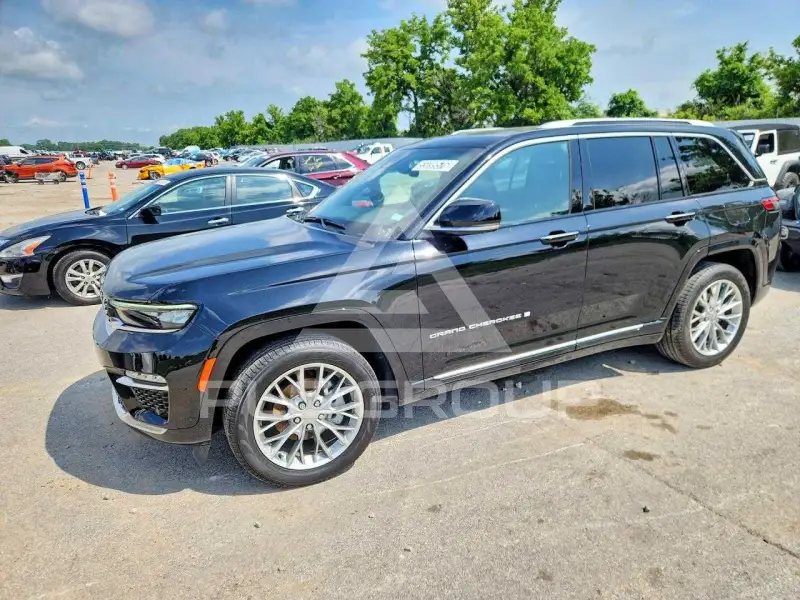 2023 Jeep CHEROKEE photo