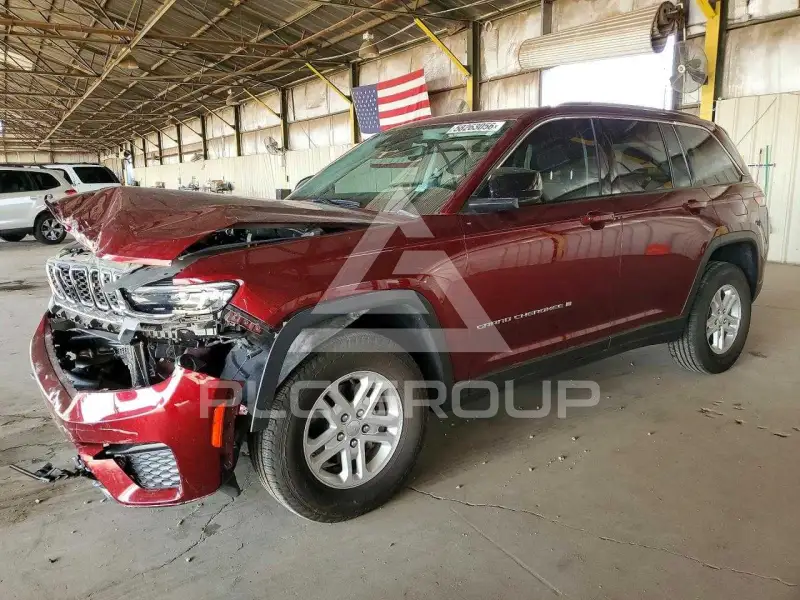 2023 Jeep CHEROKEE photo