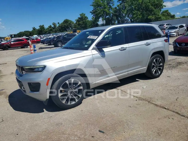 2023 Jeep CHEROKEE фото