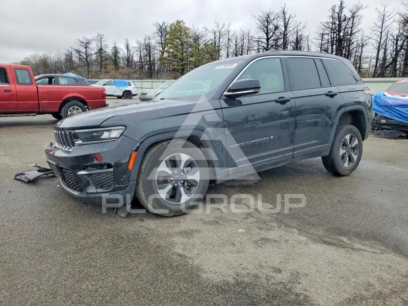 2023 Jeep CHEROKEE фото