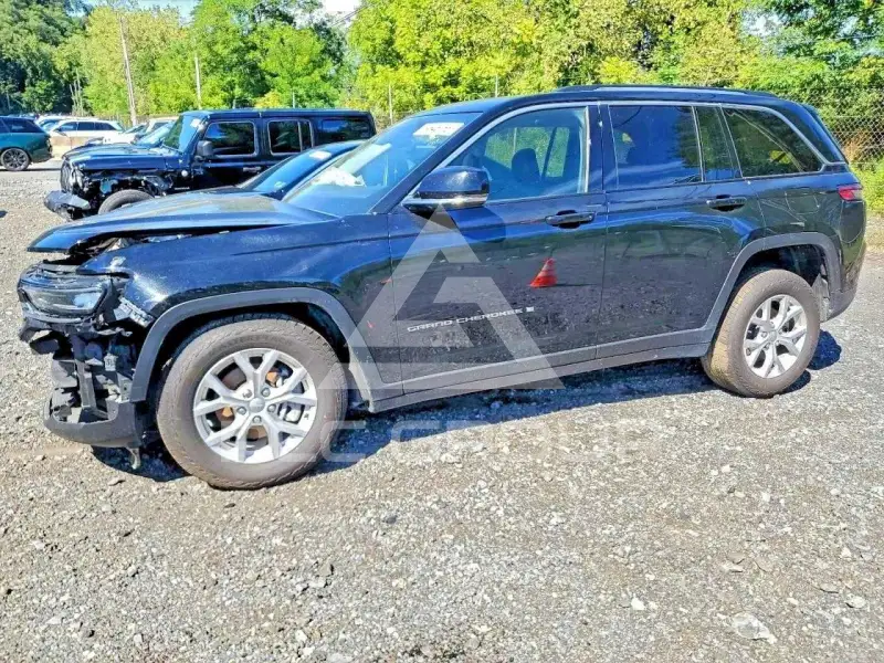 2023 Jeep CHEROKEE фото