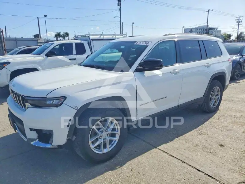 2023 Jeep CHEROKEE фото