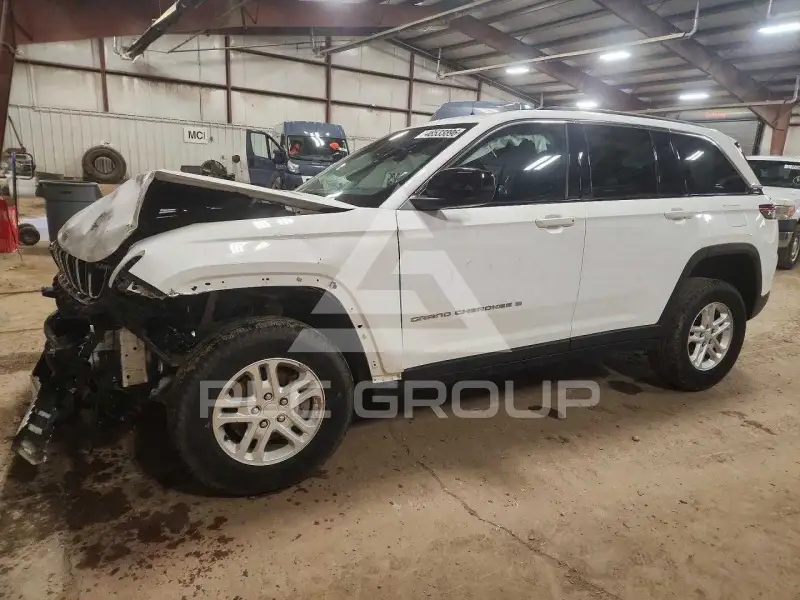 2023 Jeep CHEROKEE фото
