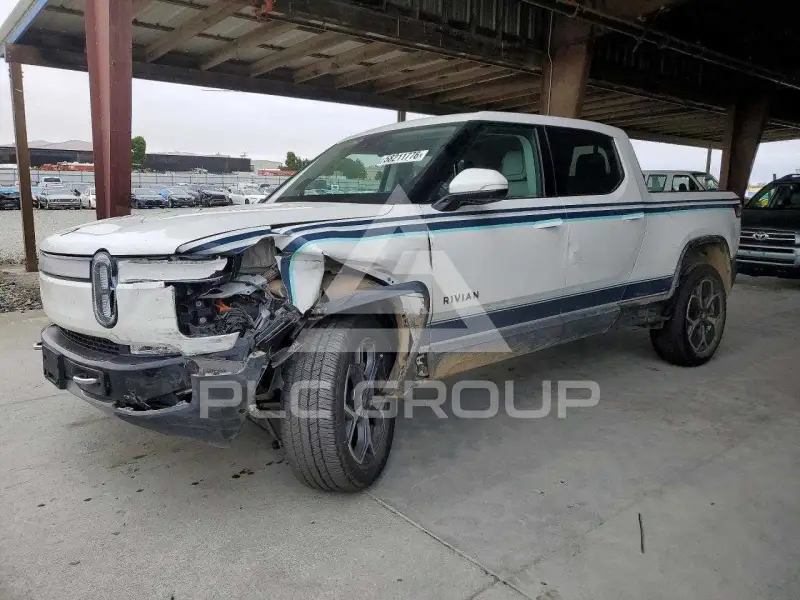 2023 Rivian R1T photo