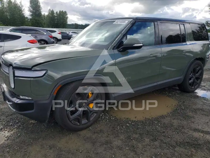 2023 Rivian R1S фото