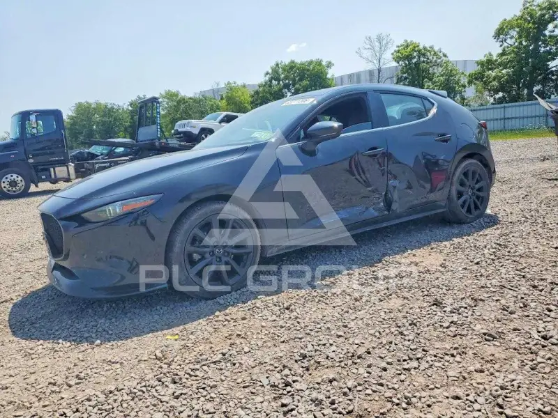 2023 Mazda 3 фото