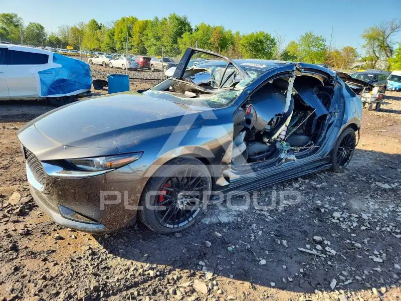 2023 Mazda 3 фото