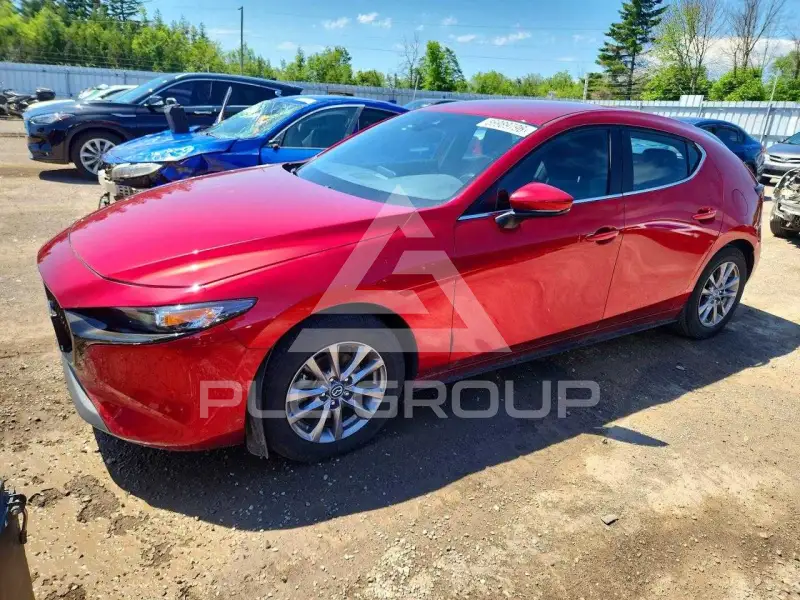 2023 Mazda 3 photo