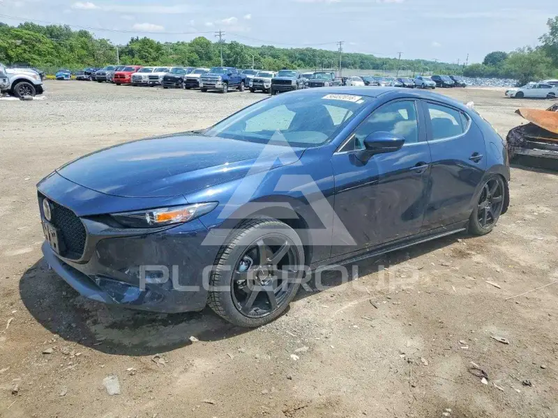2023 Mazda 3 фото