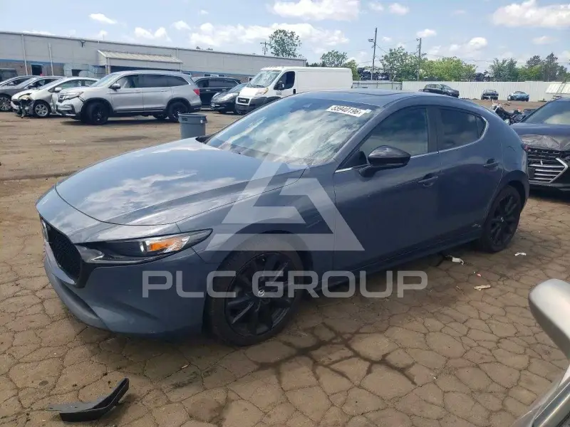 2023 Mazda 3 фото