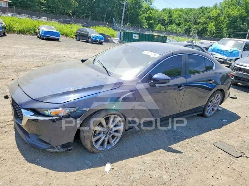 2023 Mazda 3 фото