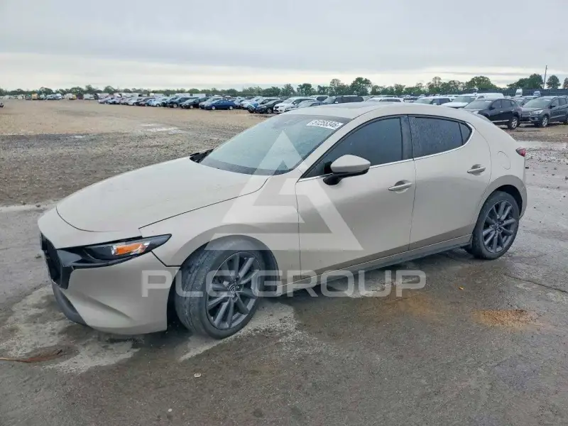 2023 Mazda 3 фото