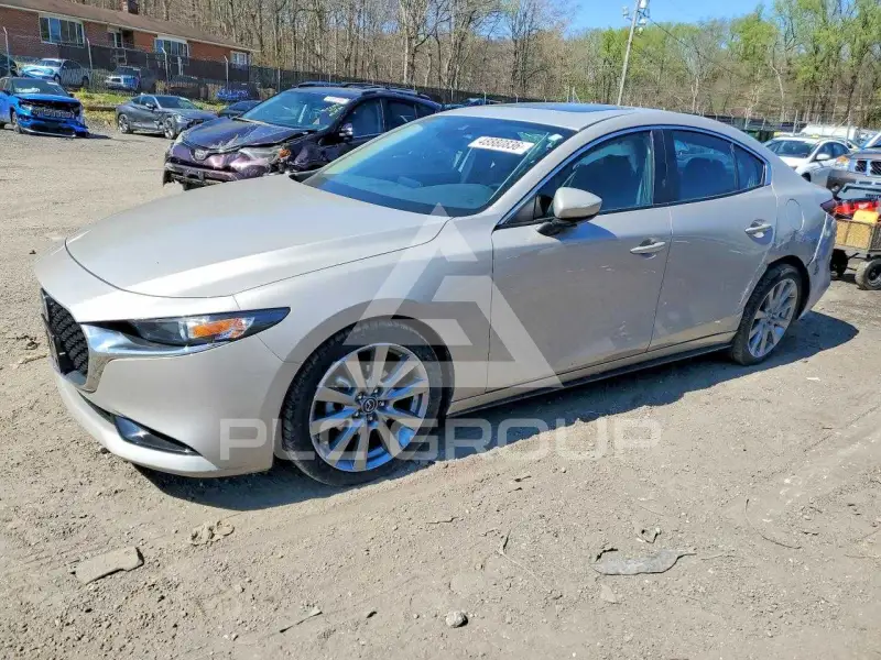 2023 Mazda 3 фото