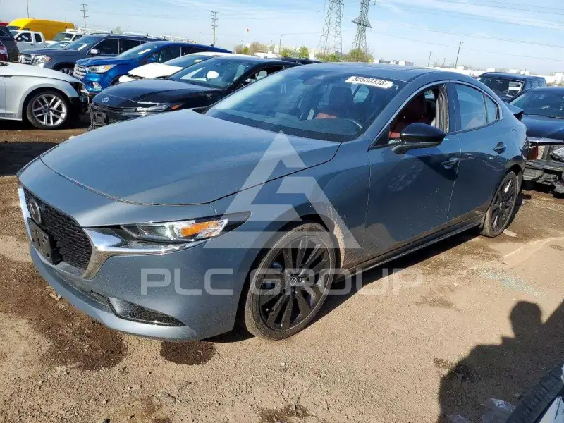 2023 Mazda 3 фото