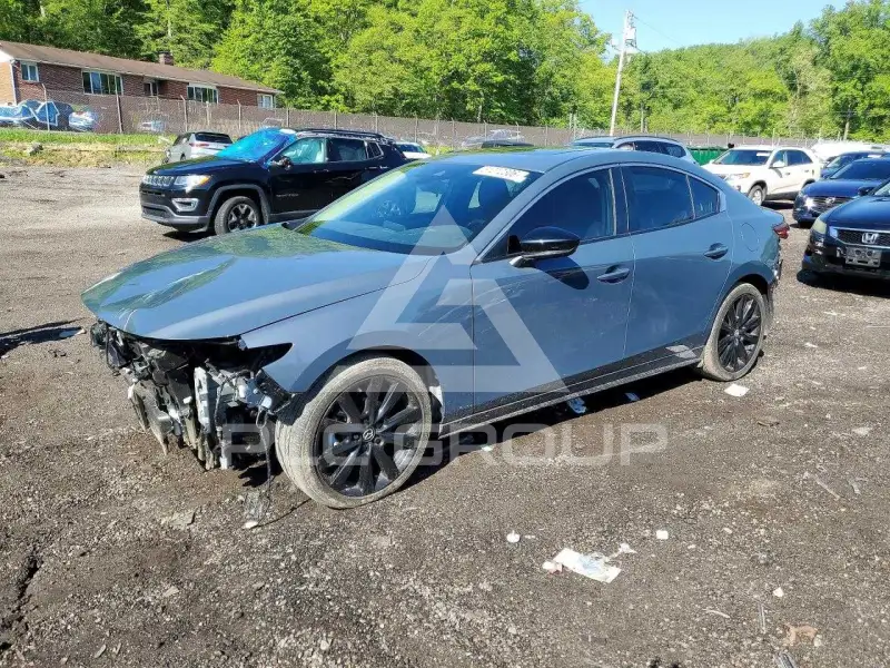 2023 Mazda 3 фото