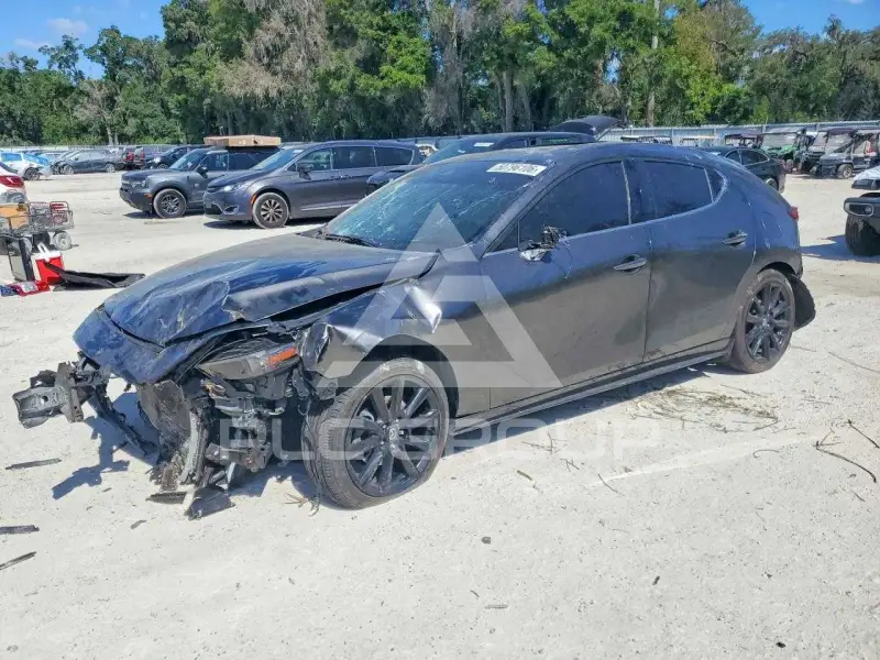 2023 Mazda 3 фото