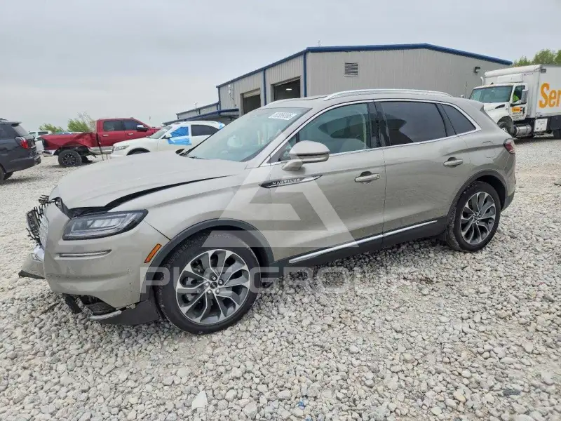 2023 Lincoln NAUTILUS photo