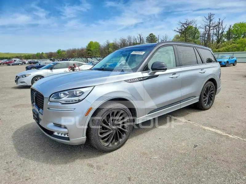 2023 Lincoln AVIATOR photo