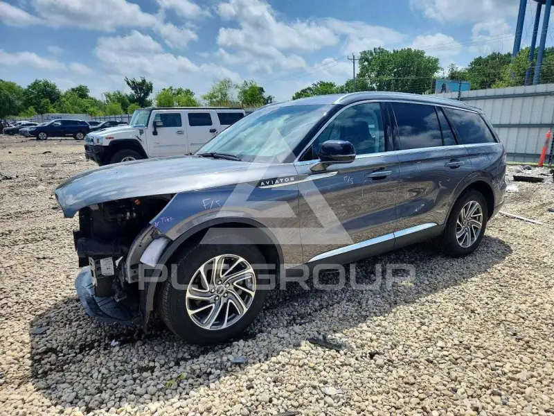 2023 Lincoln AVIATOR photo