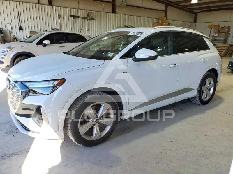 2023 Audi E-TRON фото
