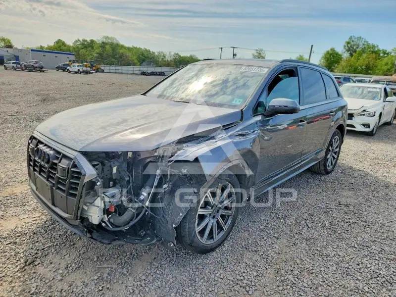 2023 Audi Q7 photo