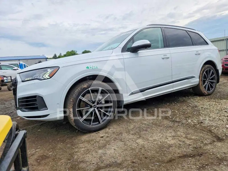 2023 Audi Q7 photo