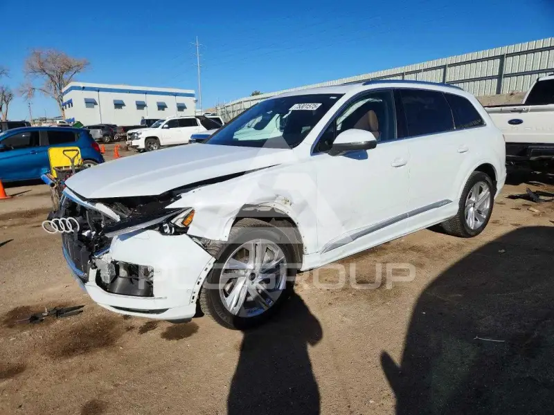 2023 Audi Q7 photo