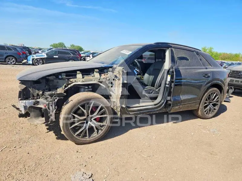 2023 Audi Q8 photo