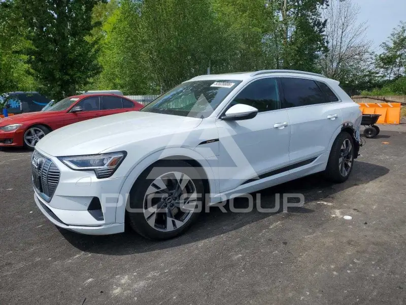2023 Audi E-TRON фото