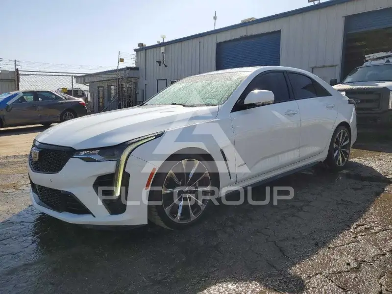 2023 Cadillac CT4 photo