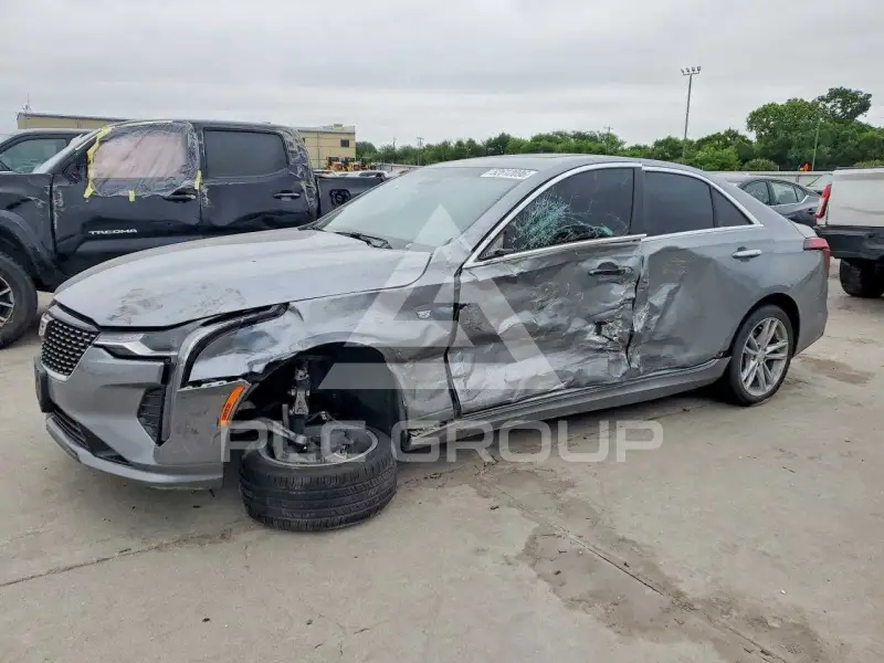 2023 Cadillac CT4 фото