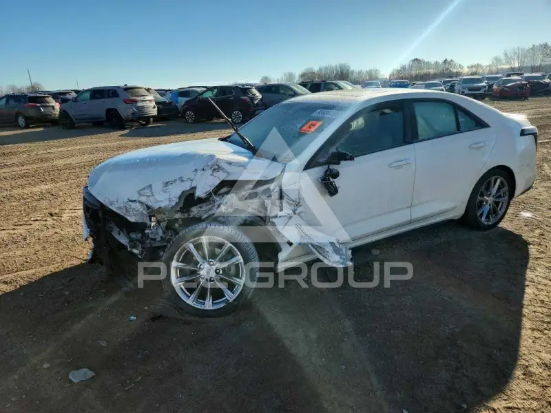 2023 Cadillac CT4 photo