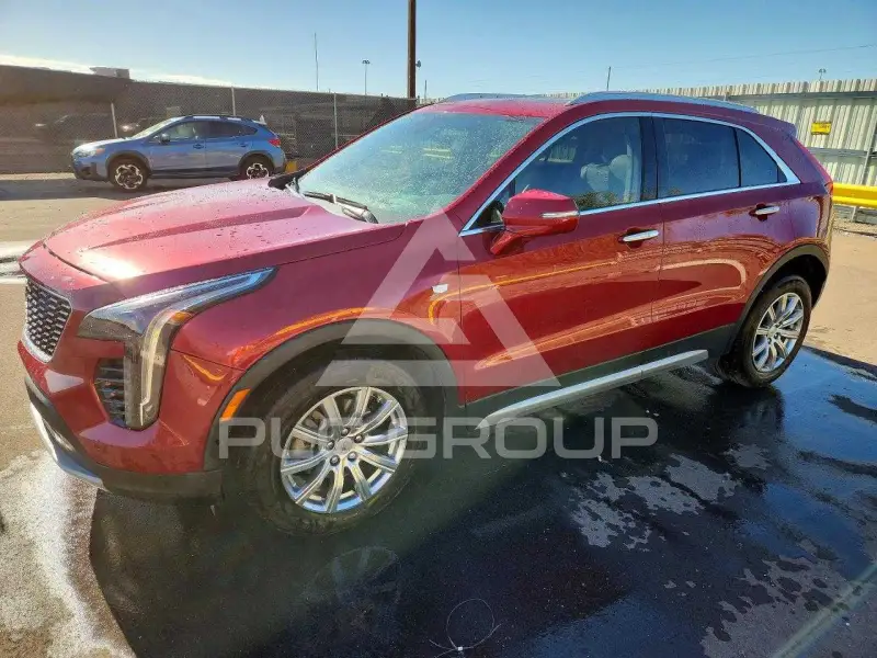 2023 Cadillac XT4 фото
