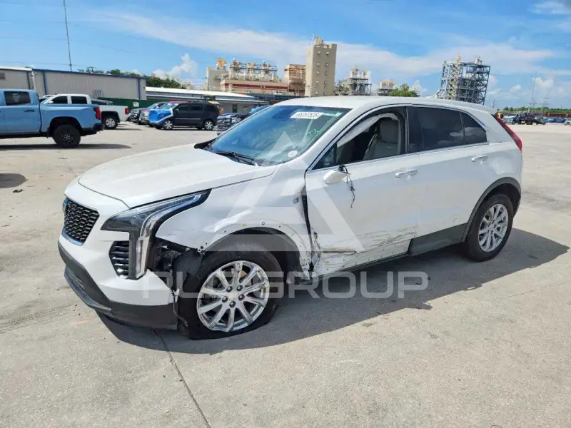 2023 Cadillac XT4 фото