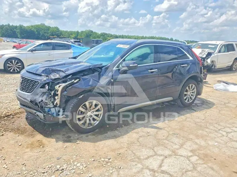 2023 Cadillac XT4 photo