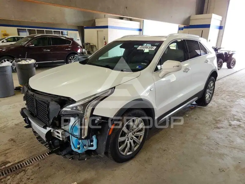 2023 Cadillac XT4 photo
