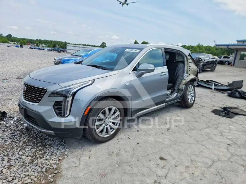 2023 Cadillac XT4 фото