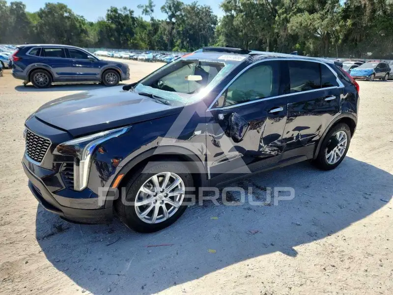 2023 Cadillac XT4 фото