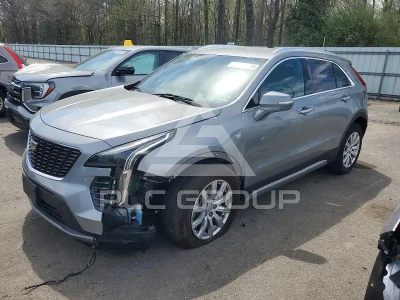 2023 Cadillac XT4 фото