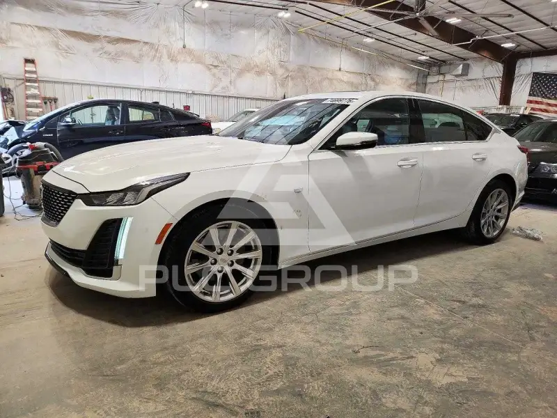 2023 Cadillac CT5 photo
